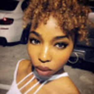 Meet your Posher, Leysha